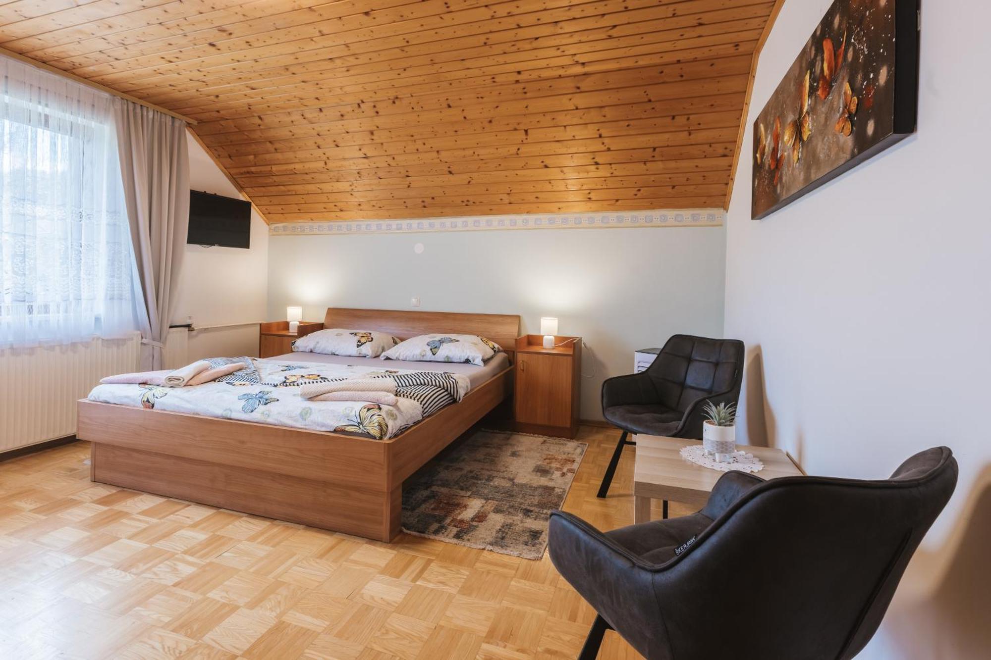 Rooms Zupancic بوهينيسكا بيلا المظهر الخارجي الصورة